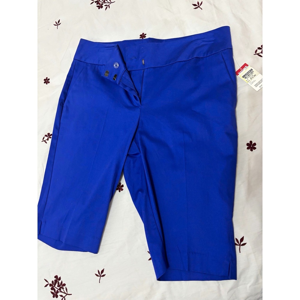 Attention Womens Blue Solid Bermuda Shorts Size 10 NWT Casual Flat Front